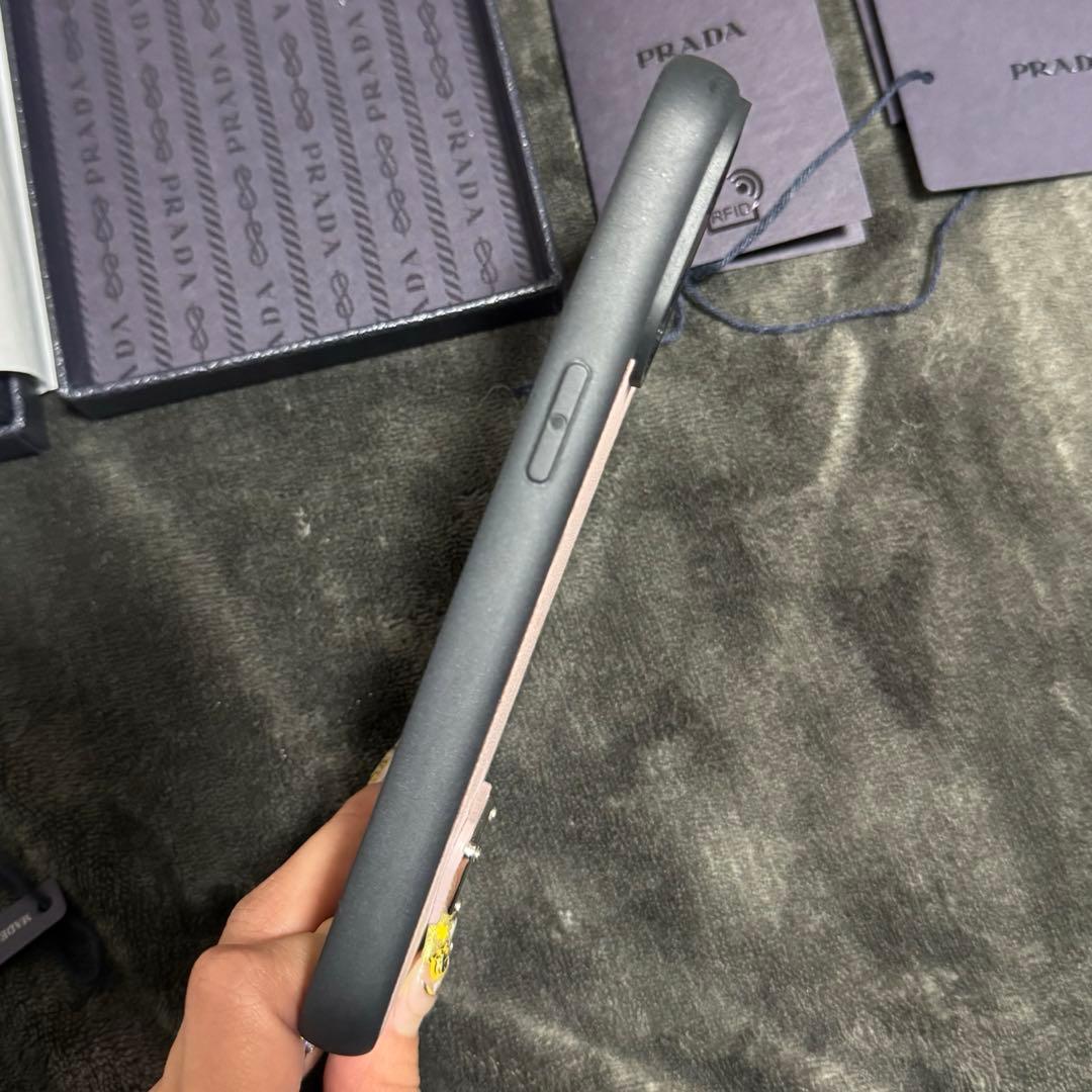 【PRADA正規品.保証書あり】/プラダ/iPhone15promaxケース