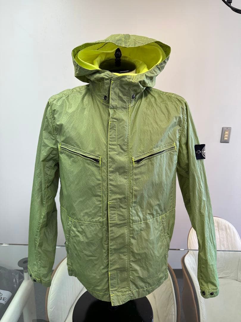 Stone  ストーンアイランド フード付きナイロンジャケット