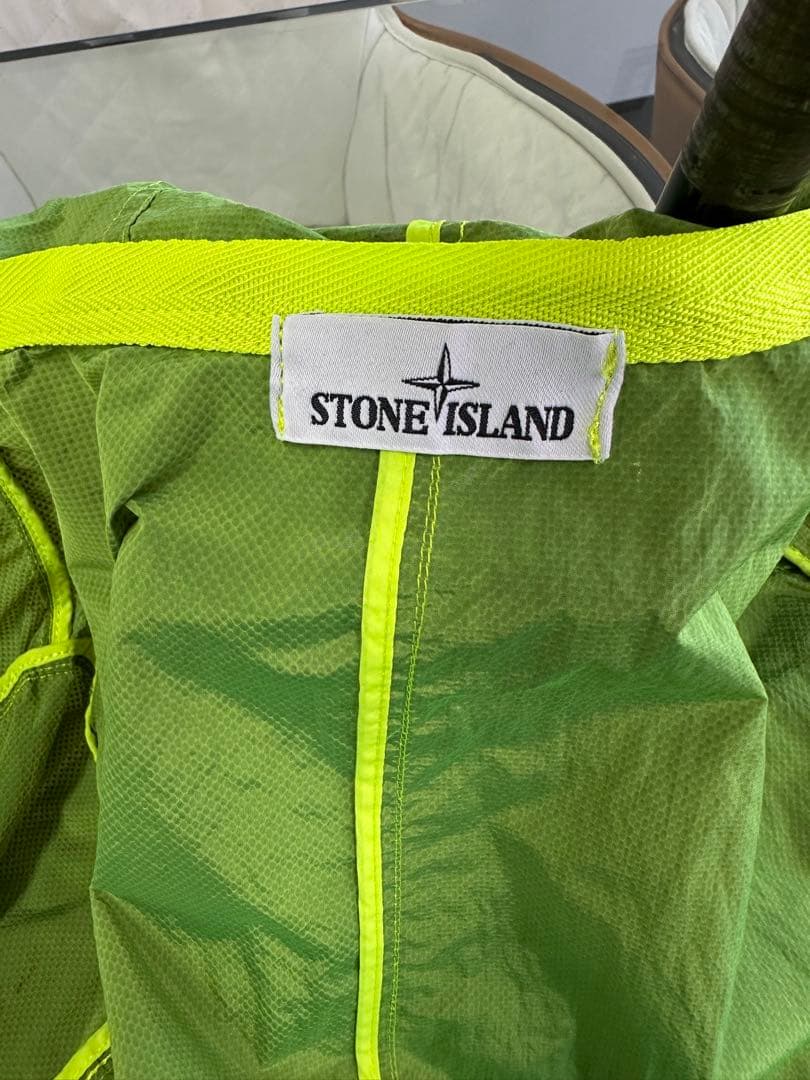 Stone  ストーンアイランド フード付きナイロンジャケット