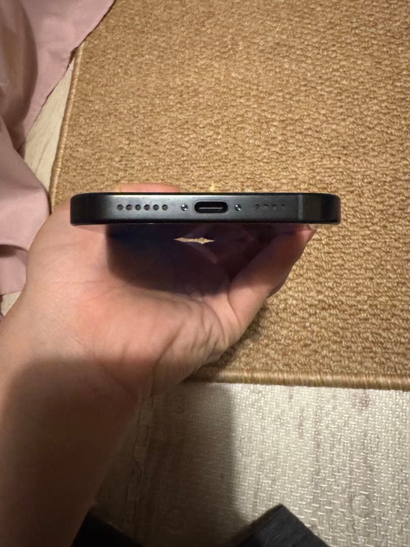 iPhone 16 pro max,11月17日純正画面交換し、バッテリー100