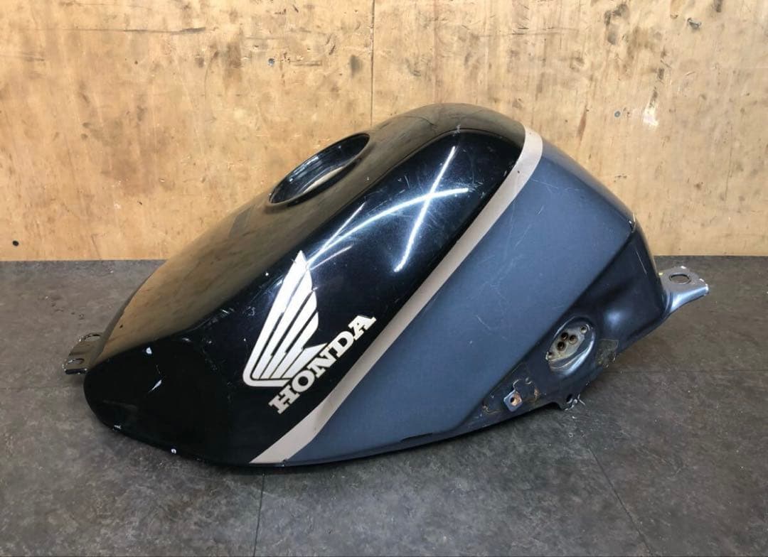 mc19 燃料タンク　黒　cbr