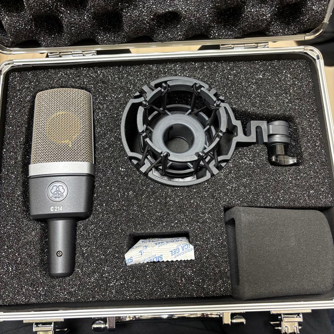 AKG C 214 コンデンサーマイク ショックマウント付き