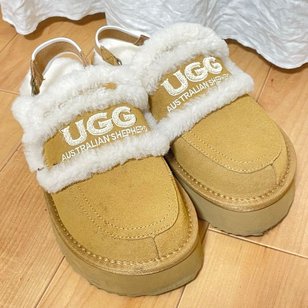 UGG AUSTRALIAN SHEPHERD ベージュ ムートンブーツ