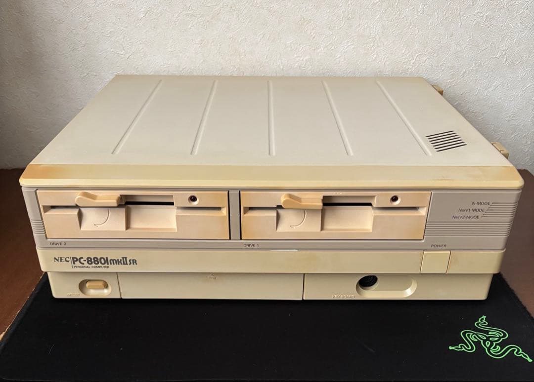PC-8801mkIISR 本体とキーボード モニター セット 動作品