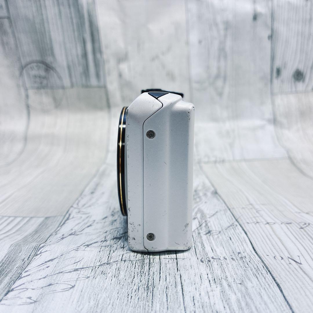 CASIO EXILIM カシオ コンパクトデジタルカメラ EX-ZR100