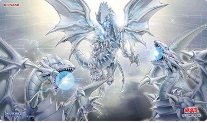 青眼の白龍 遊戯王の日 プレイマット　スリーブ