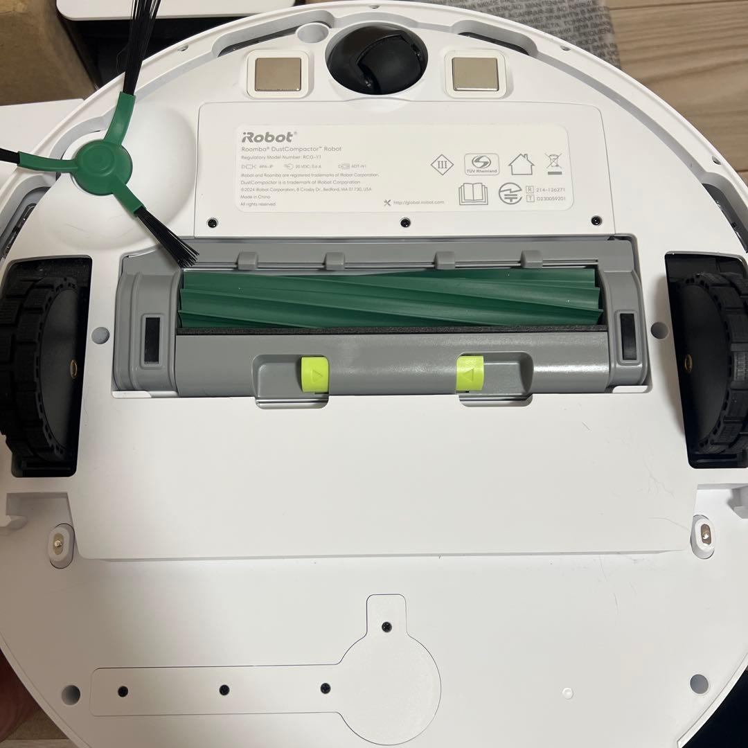 ルンバ　205 dust compactor