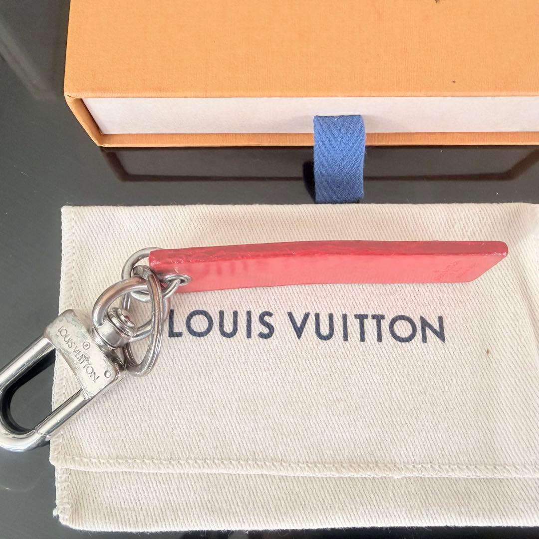 ⭐️正規品 ルイヴィトン　Supreme コラボ　キーホルダー中古♪