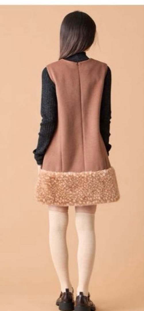 新作新品　完売商品　リリーブラウン♡ファードッキングミニワンピース