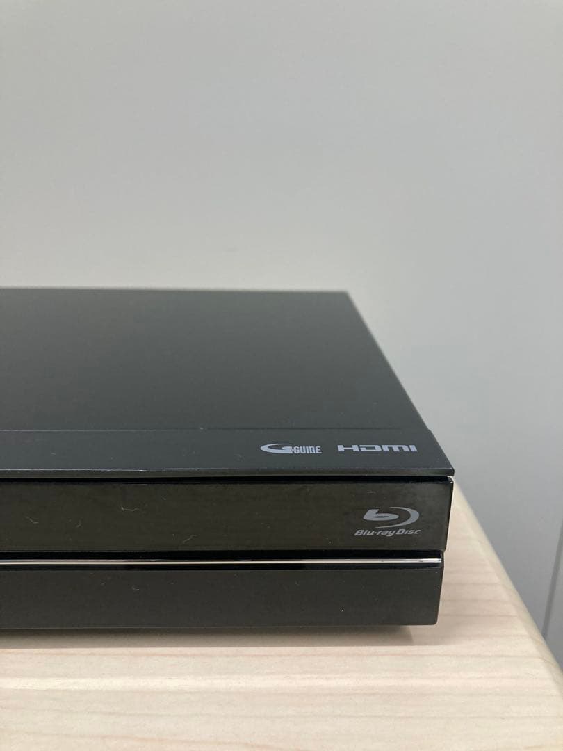 かなり綺麗 1TB リモコン新品　シャープ　AQUOS BD-NW1000