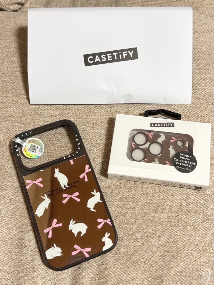 CASETiFY Rabbit Ribbon iPhone 17 Pro ケース