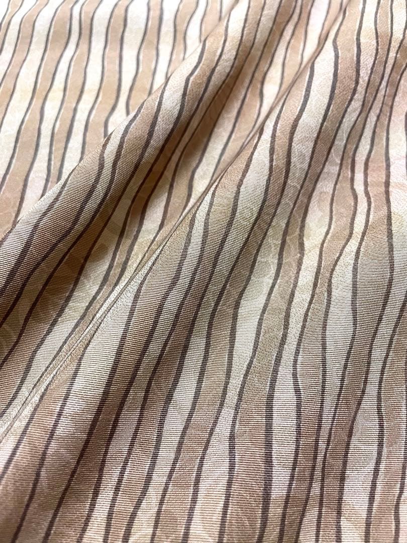 極上 三眠蚕 花唐草の地紋に縞の染め 小紋 残布