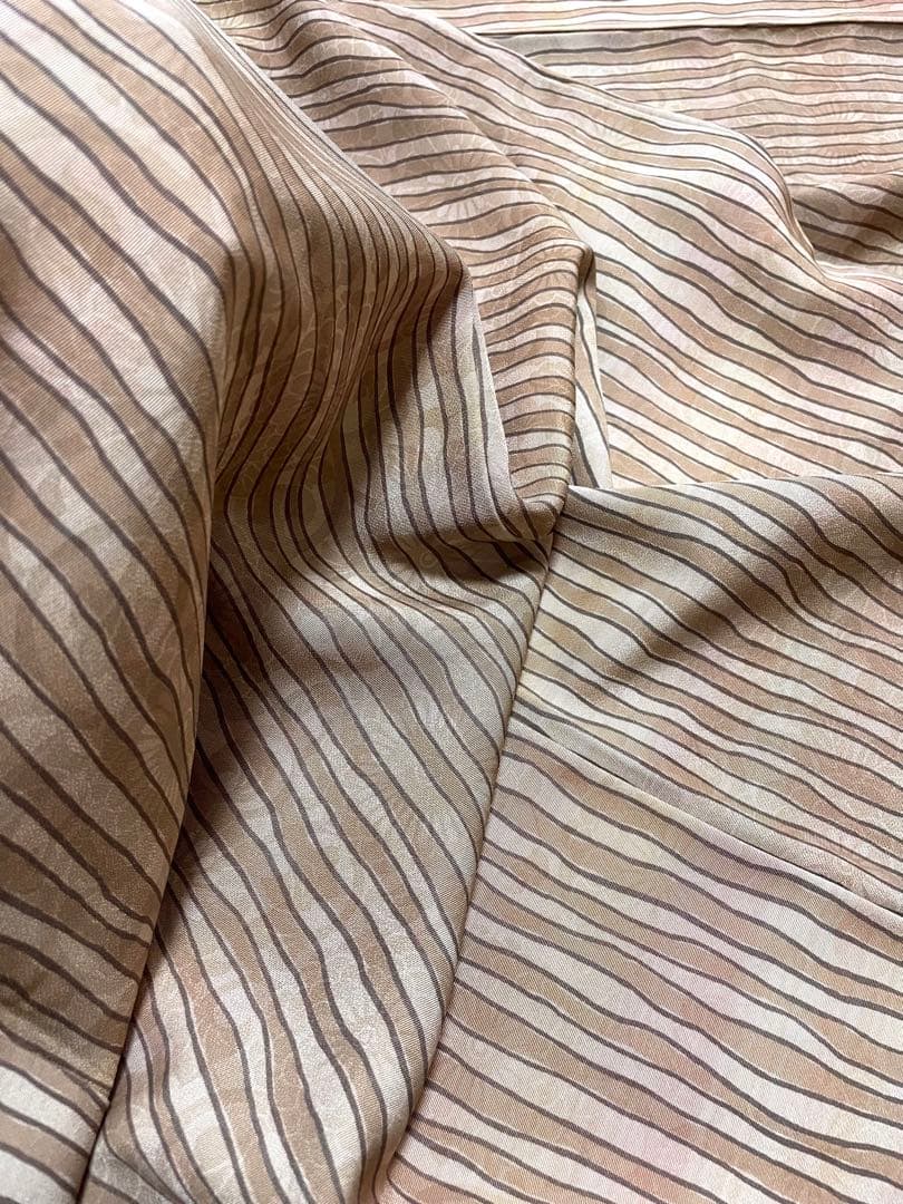 極上 三眠蚕 花唐草の地紋に縞の染め 小紋 残布