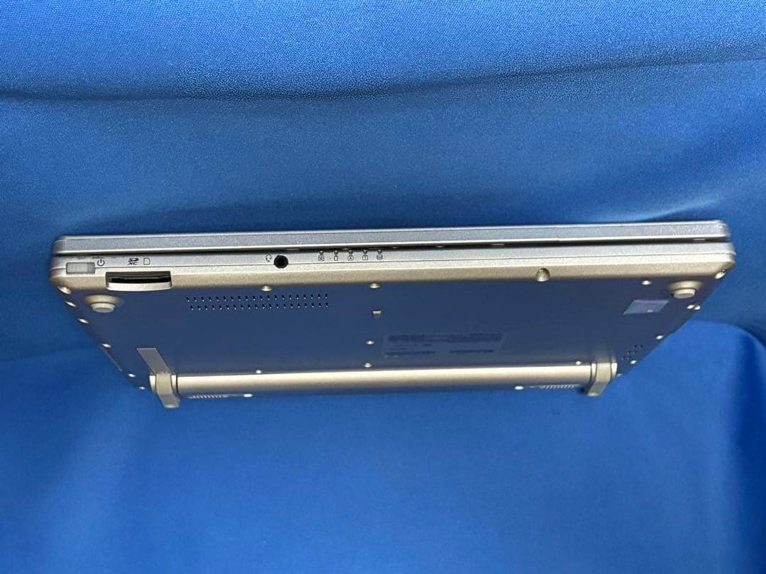 人気の軽量、最速win11とoffice2024搭載、パナSV9バッテリー絶好調