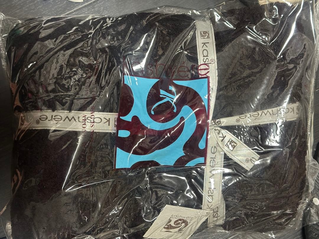 【新品未開封】カシウエア Kashwere ブランケット