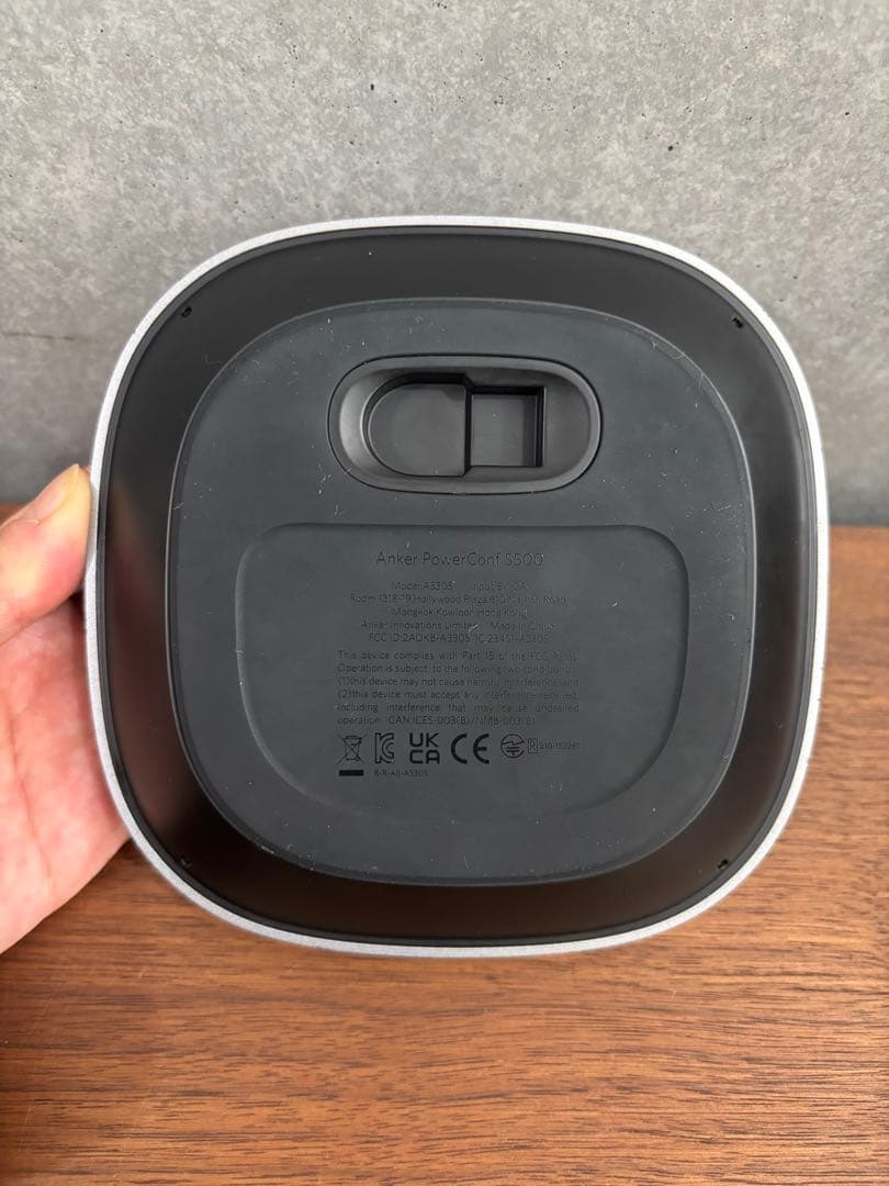 【こんにちは】ANKER スピーカーフォン ハードケース付き