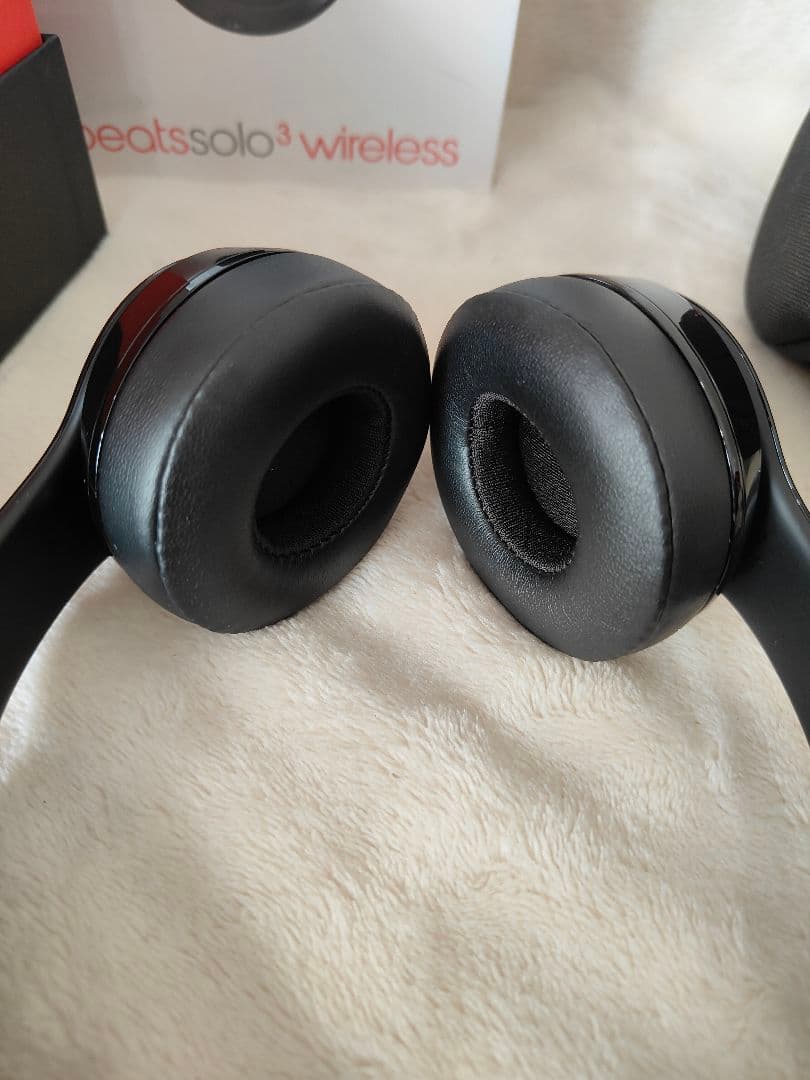 13)未使用beats solo3 wireless ヘッドフォン