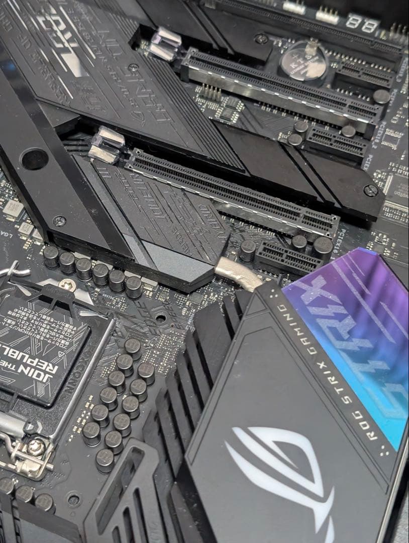 マザーボード ASUS ROG STRIX Z490-E GAMING