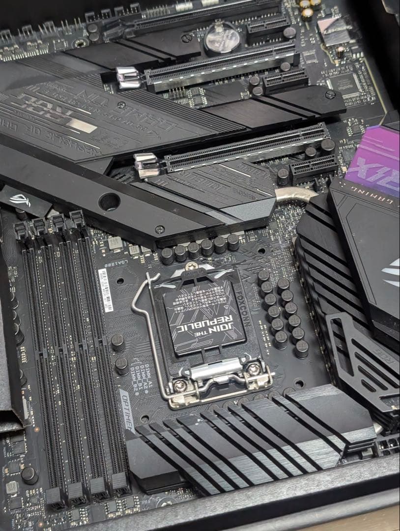 マザーボード ASUS ROG STRIX Z490-E GAMING