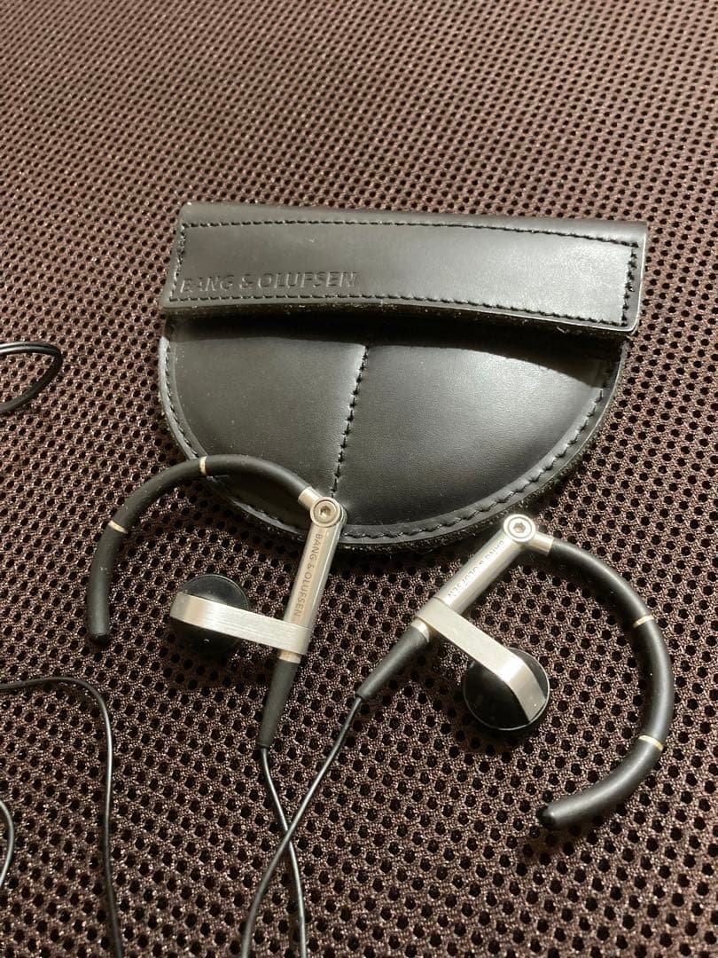 Bang & Olfsen A8 バングアンドオルフセン　イヤホン　イアホン