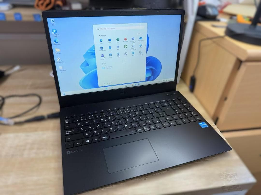NEC 第11世代 i3 8GB SSD Office付き