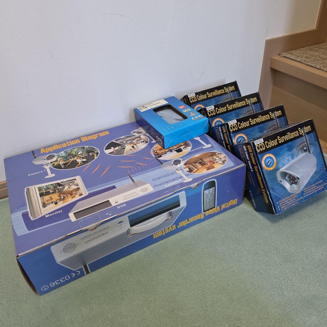 2.4GHz　無線録画装置+カラー暗視防水防犯カメラ4台セット