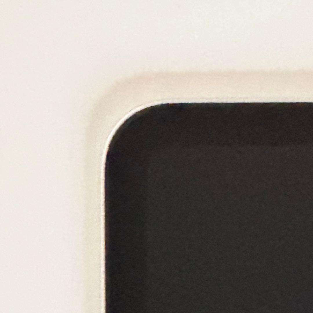 iPad 第11世代 A16 極美品 バッテリー100% 保証残あり