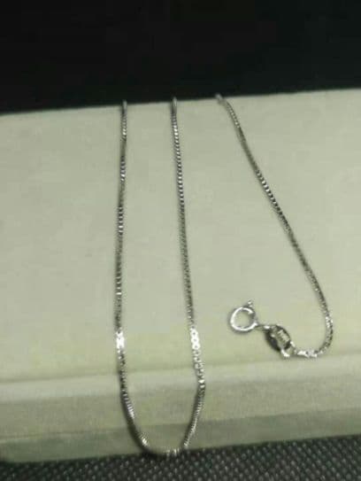 新品未使用PT950 プラチナスクリューチェーンネックレス