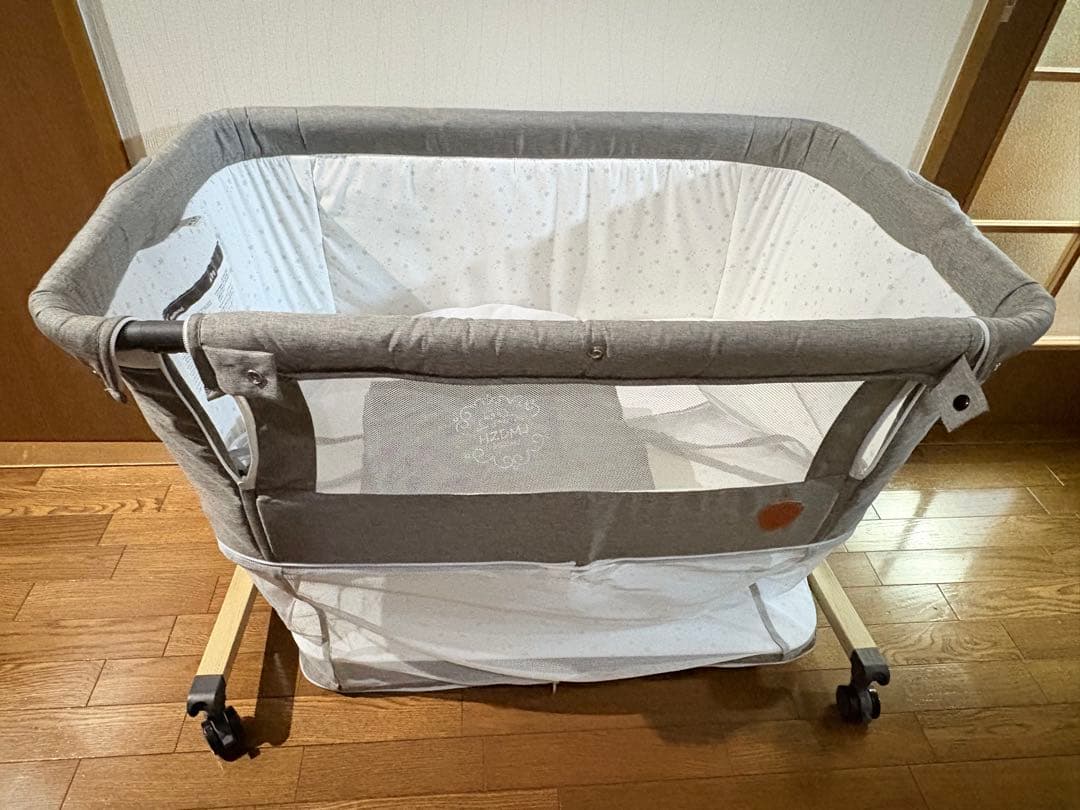 HZDMJ 添い寝ベビーベッド　折りたたみベビーベッド　ベッドサイドベッド