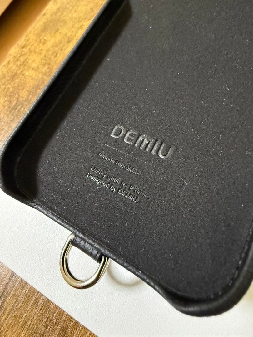 DEMIU BALLON 黒 iPhone 16 promax