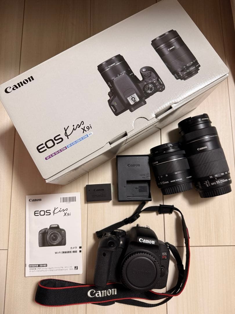 美品 Canon EOS Kiss X9i ダブルズームキット