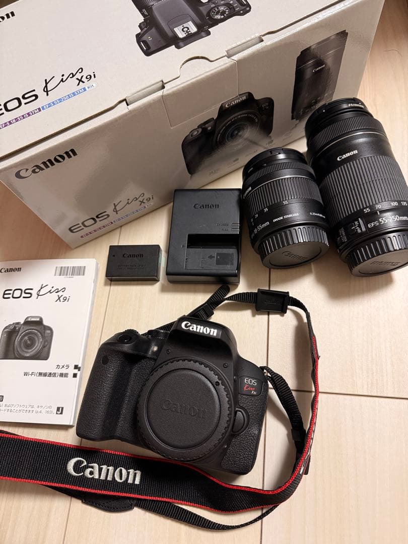 美品 Canon EOS Kiss X9i ダブルズームキット