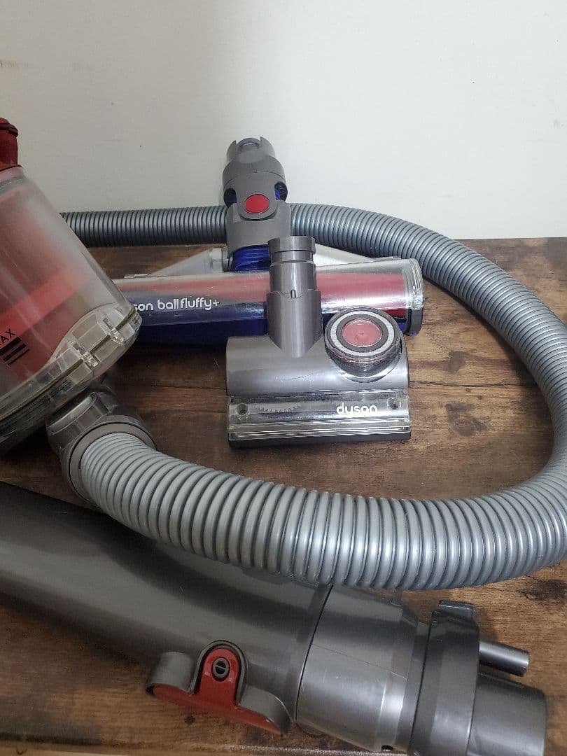 dyson CY24 キャニスター型 サイクロン掃除機　NP6-JP　ダイソン