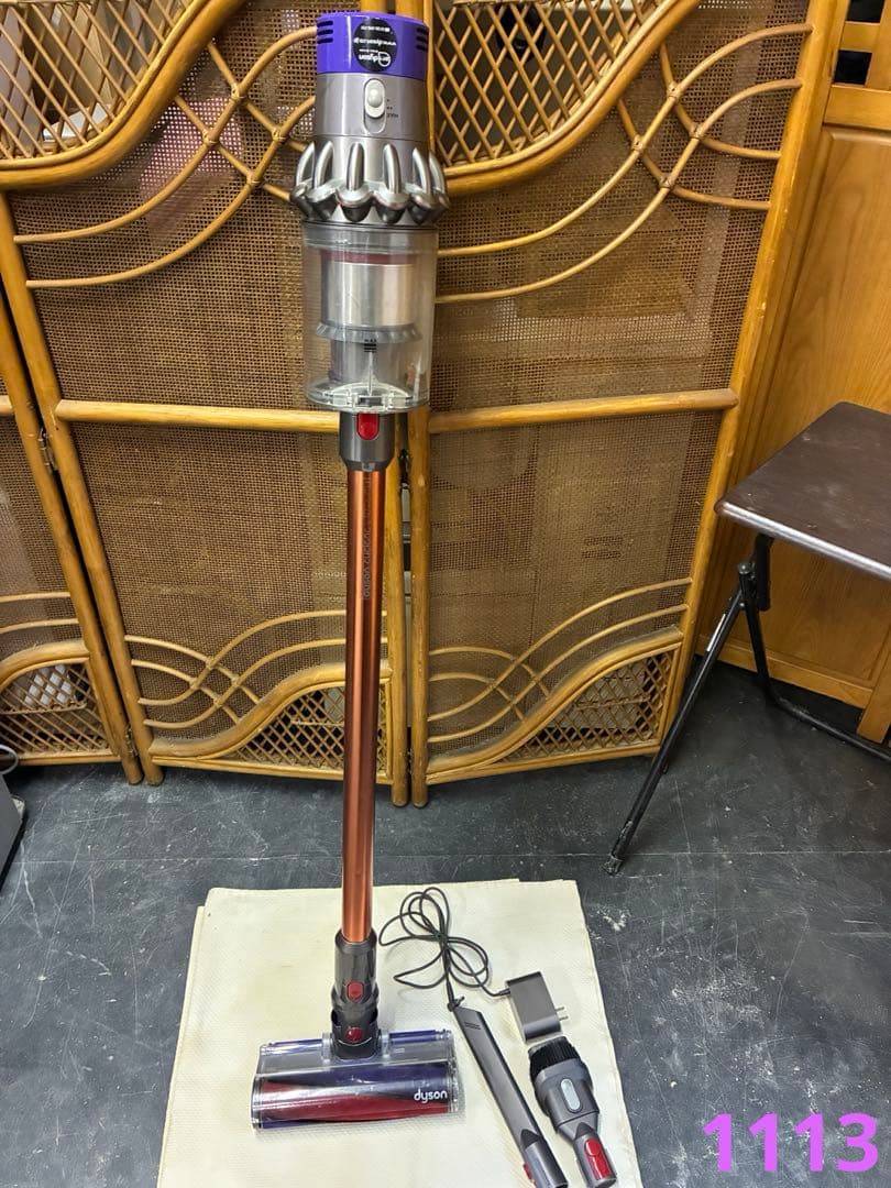 Dyson V10 コードレス スティッククリーナー 本体