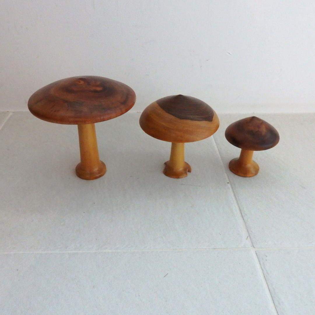 ヴィンテージ　きのこ　木製　置物　3個セット　木彫り