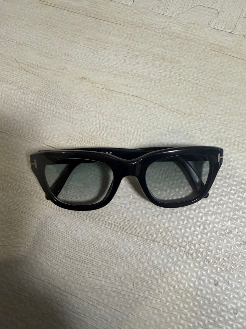 Tom Ford ブラック サングラス