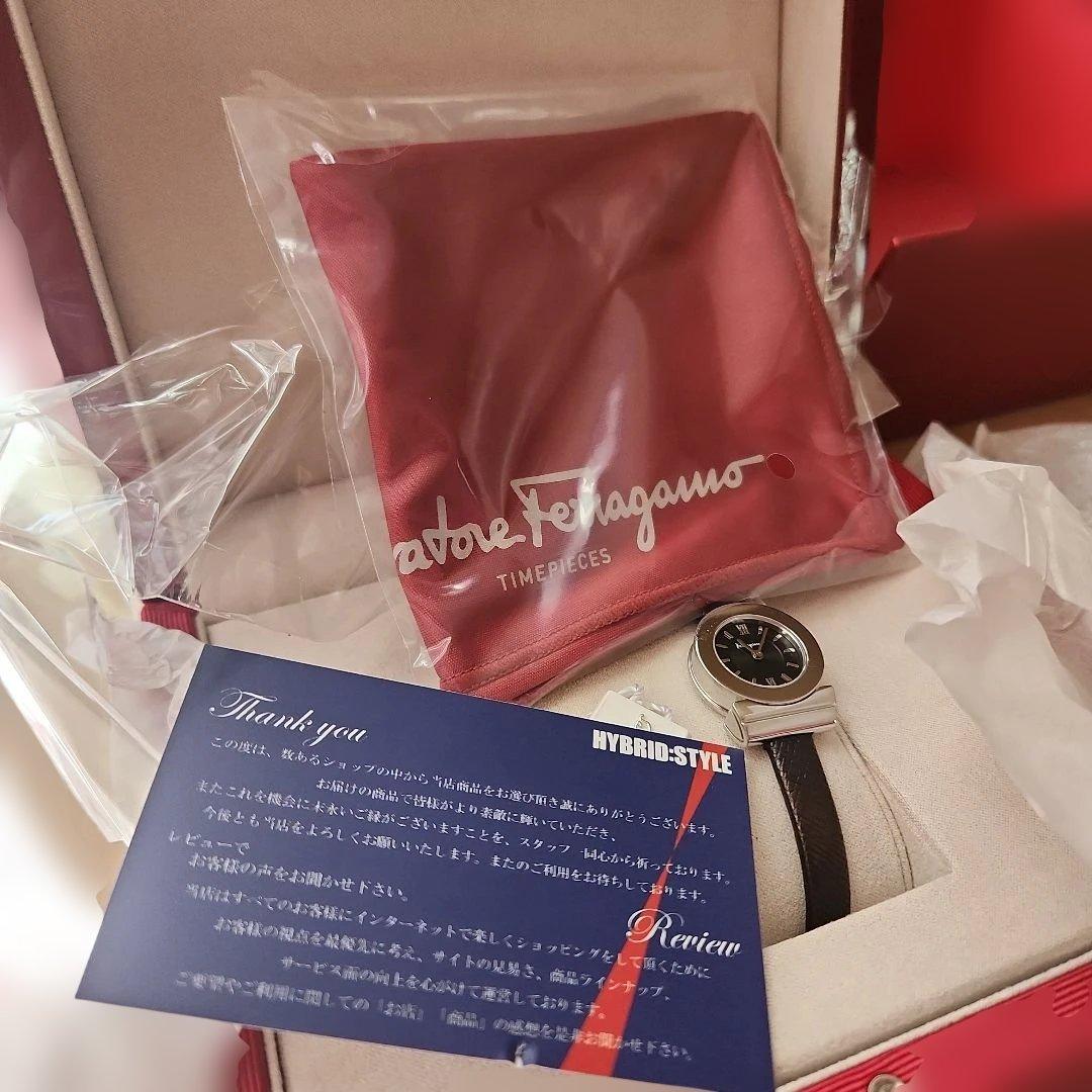 FERRAGAMO　ガンチーニ　腕時計