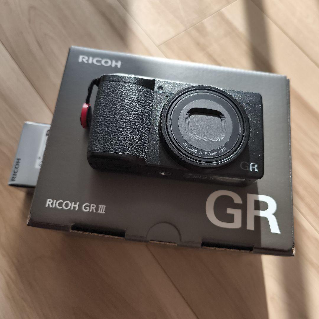 RICOH リコー コンパクトデジタルカメラ GRIII