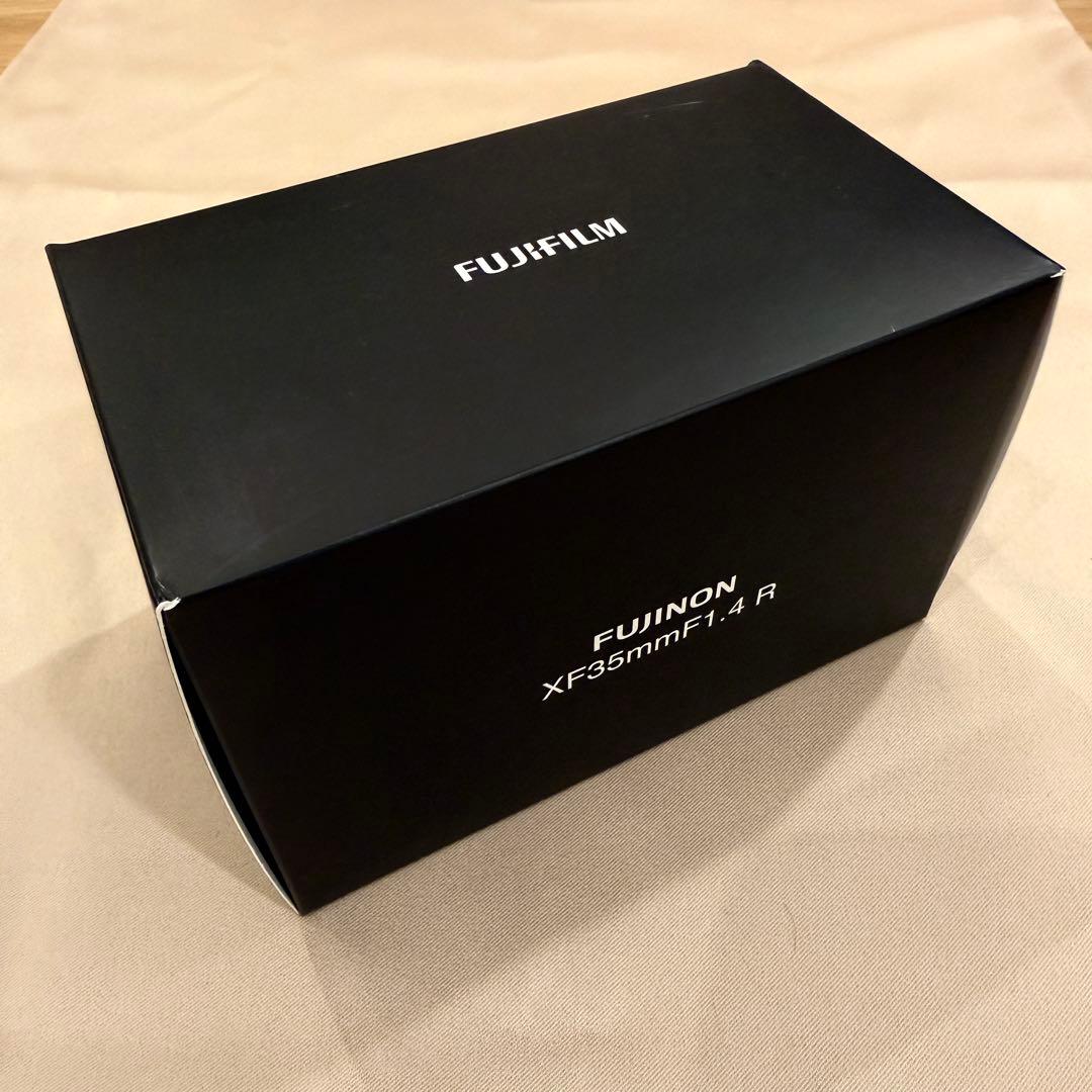富士フイルム 単焦点標準レンズ XF35mmF1.4 R