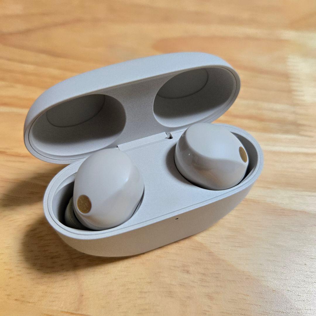 【カバー付き】WF-1000XM5　プラチナシルバー　SONY　ソニー