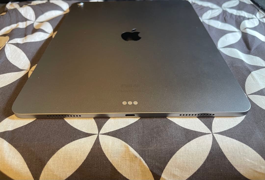 13インチiPad Air (M2) Wi-Fiモデル128GB スペースグレイ