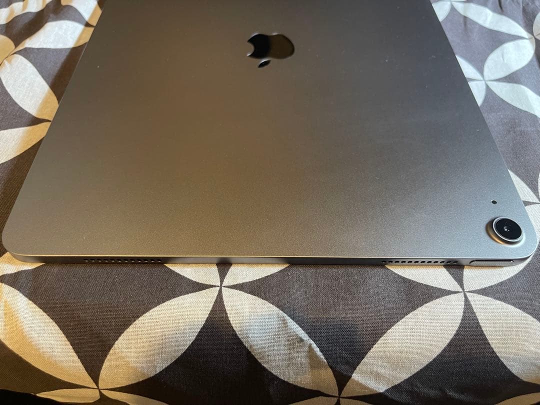 13インチiPad Air (M2) Wi-Fiモデル128GB スペースグレイ