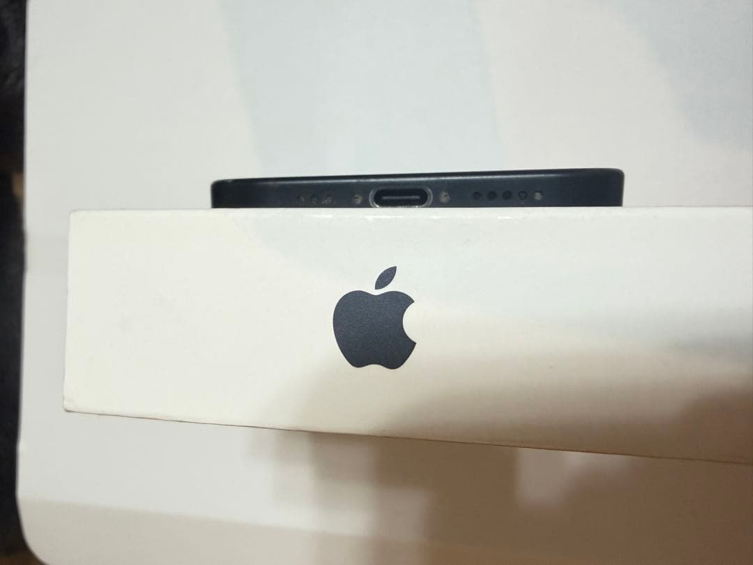 iPhone 15 海外版　シャッター音なし　値下げ！