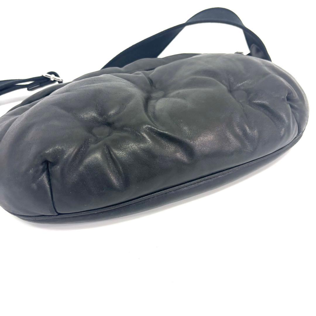 ✨メゾンマルジェラ ブラック ボディバッグ✨