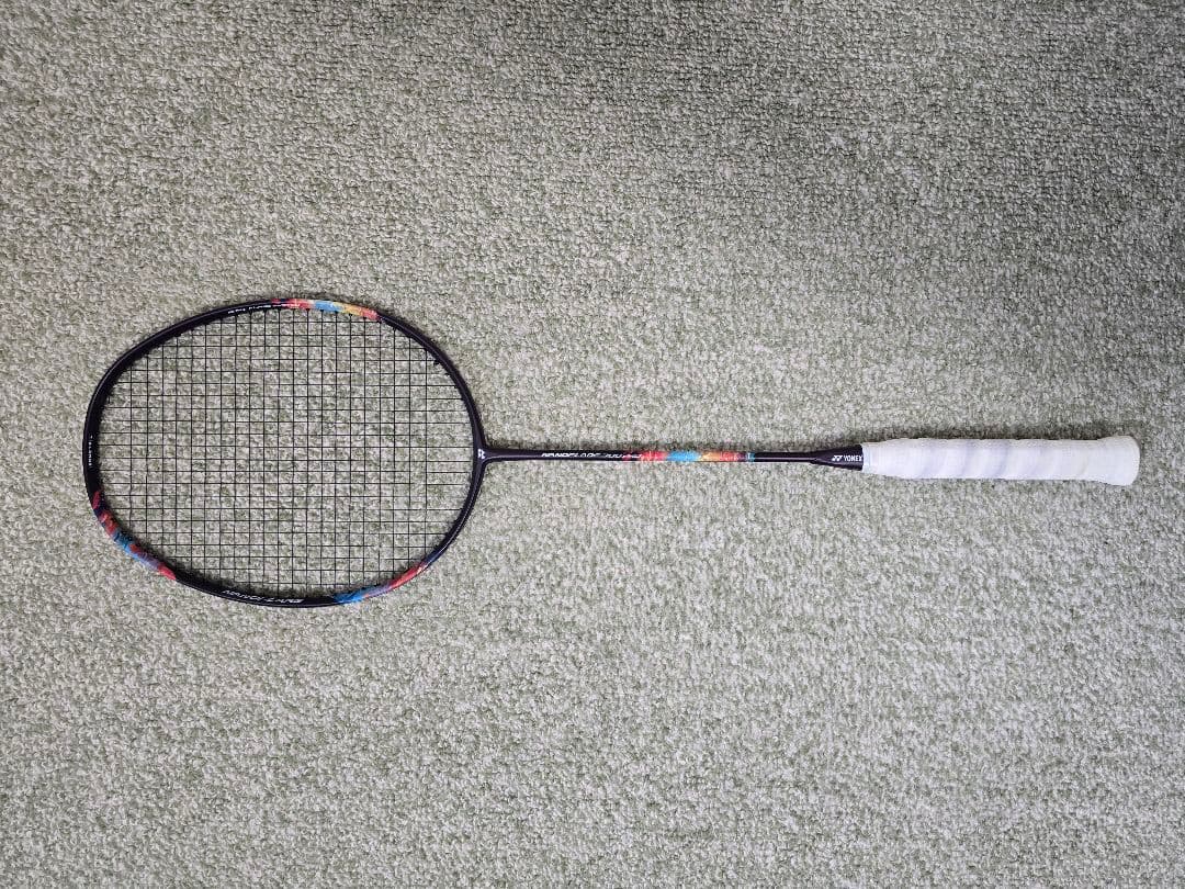 NANOFLARE 700PROバドミントンラケット ブラック/カラフル