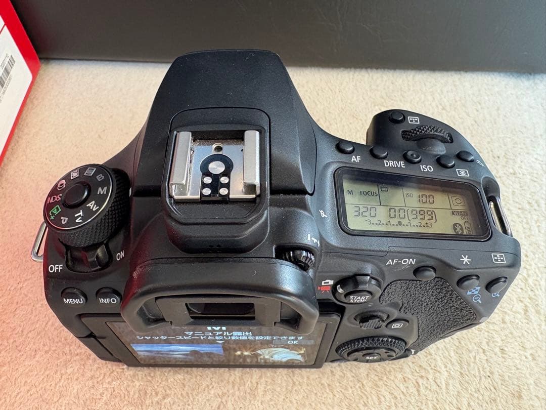 Canon EOS 90D 本体と付属品