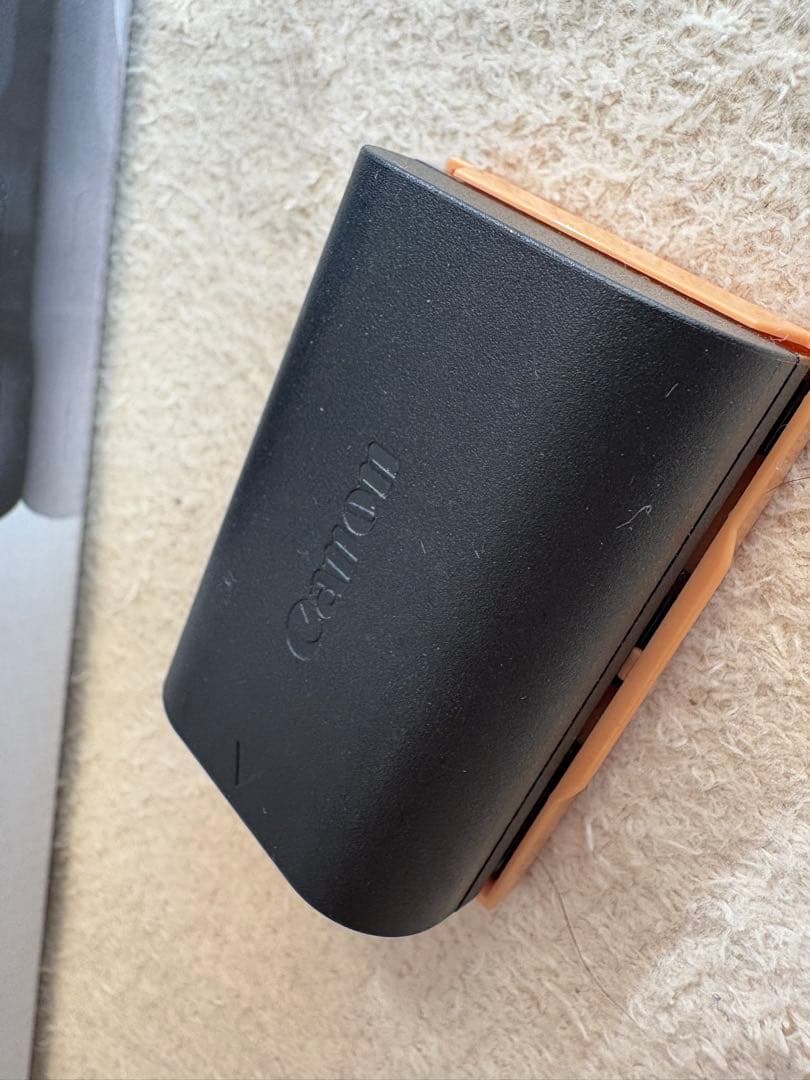 Canon EOS 90D 本体と付属品