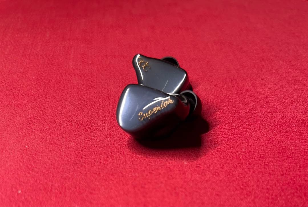 qdc SUPERIOR インイヤーモニター