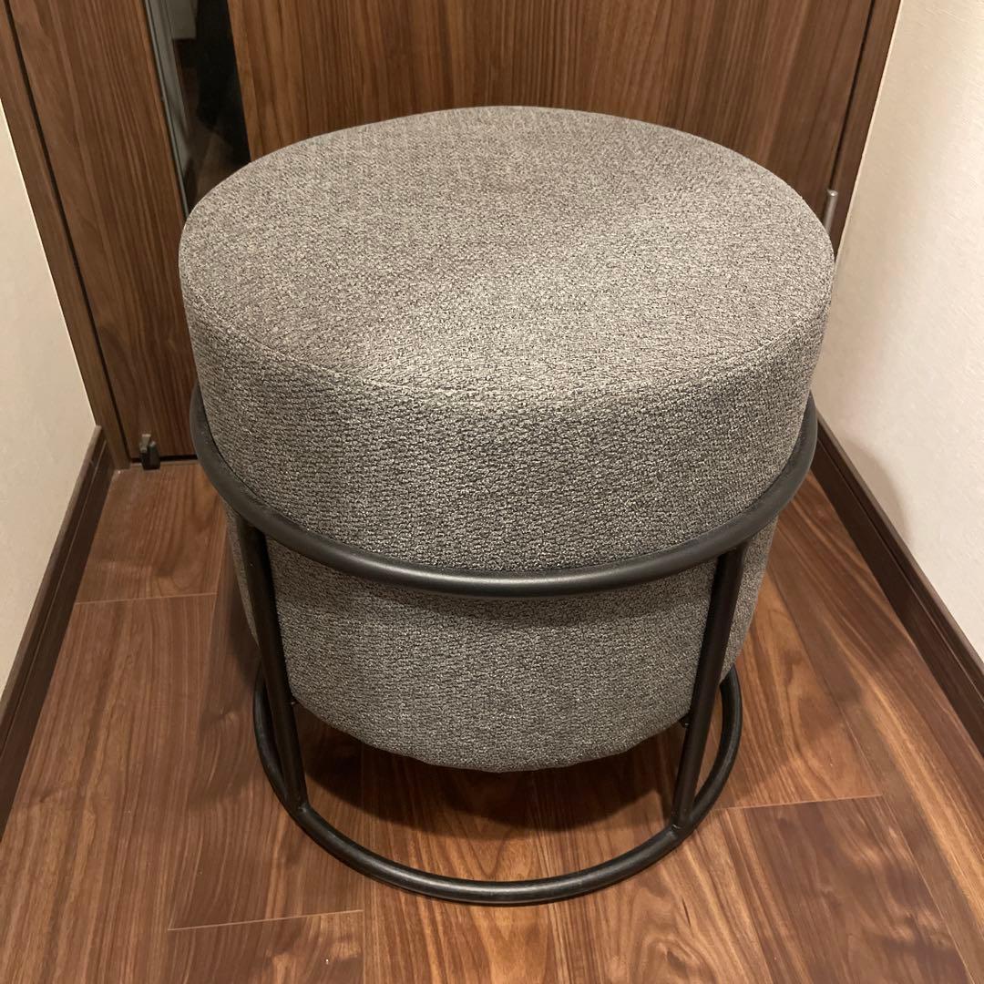 CAPPS 円形ファブリックオットマン・スツール グレー　幅45cm