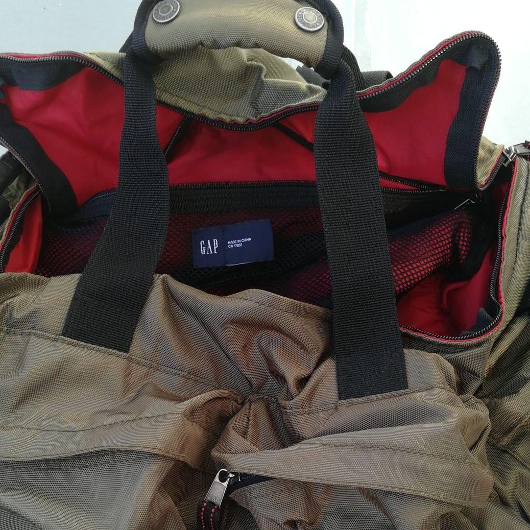 GAP カジュアルボストン